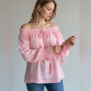 Romeo & Juliet Couture embroidered tassel peasant blouse cotton pink boho Small